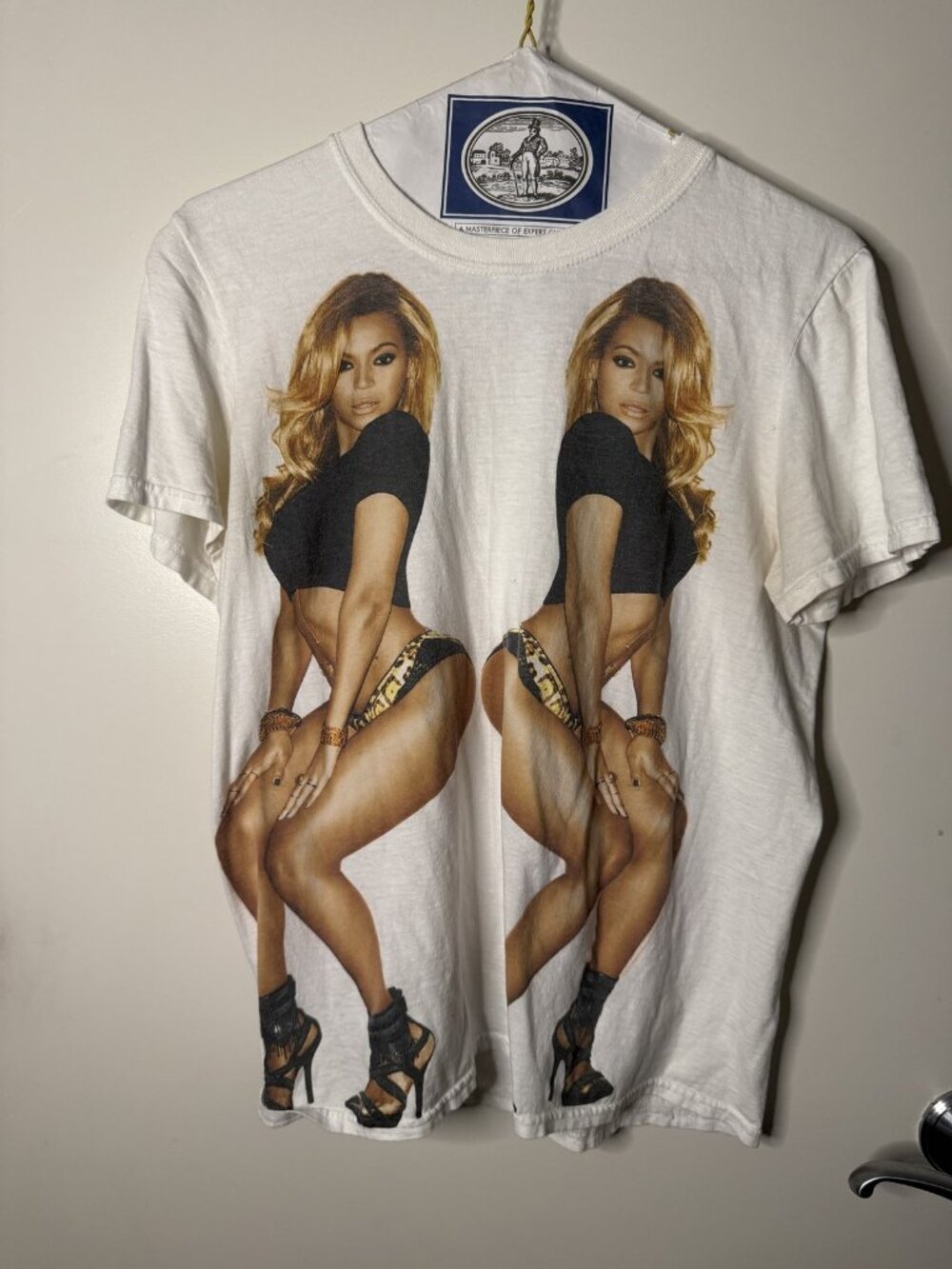 White Graphic Print Short Sleeve Tee